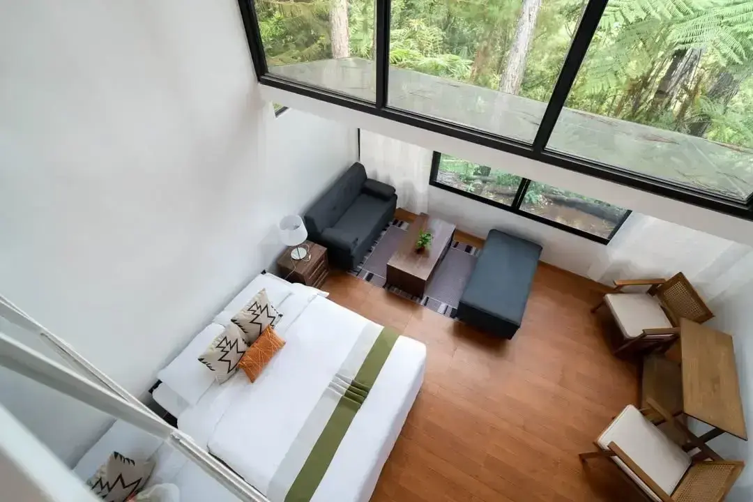 Blue Jay Cabin interior with garden views